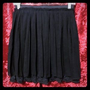 Short Black Ruffly Pleated Skirt